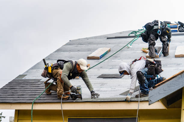 Professional Gutter Installation technician working in Monterey Park, CA